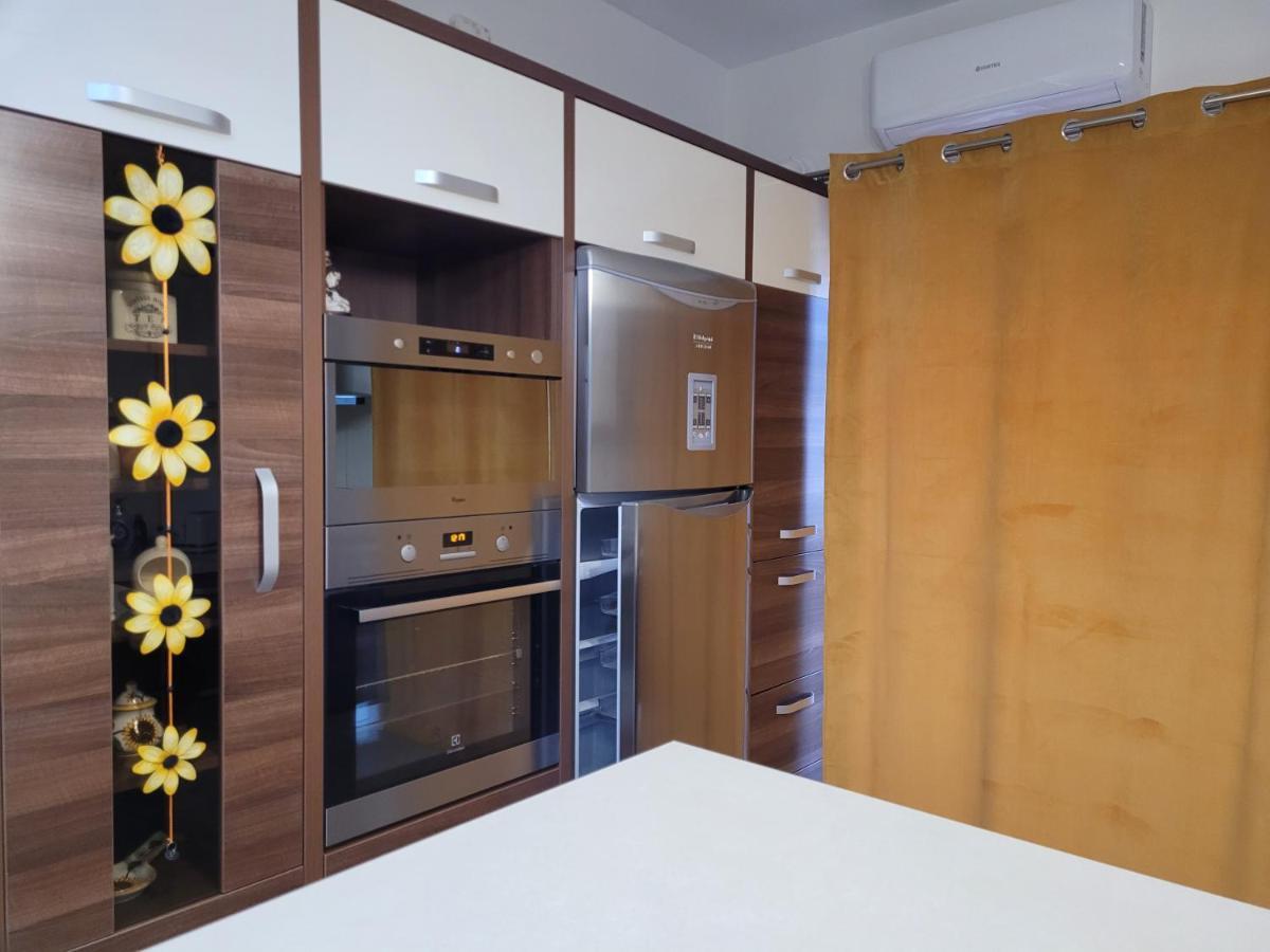 Andi Apartment Sibiu Exterior photo