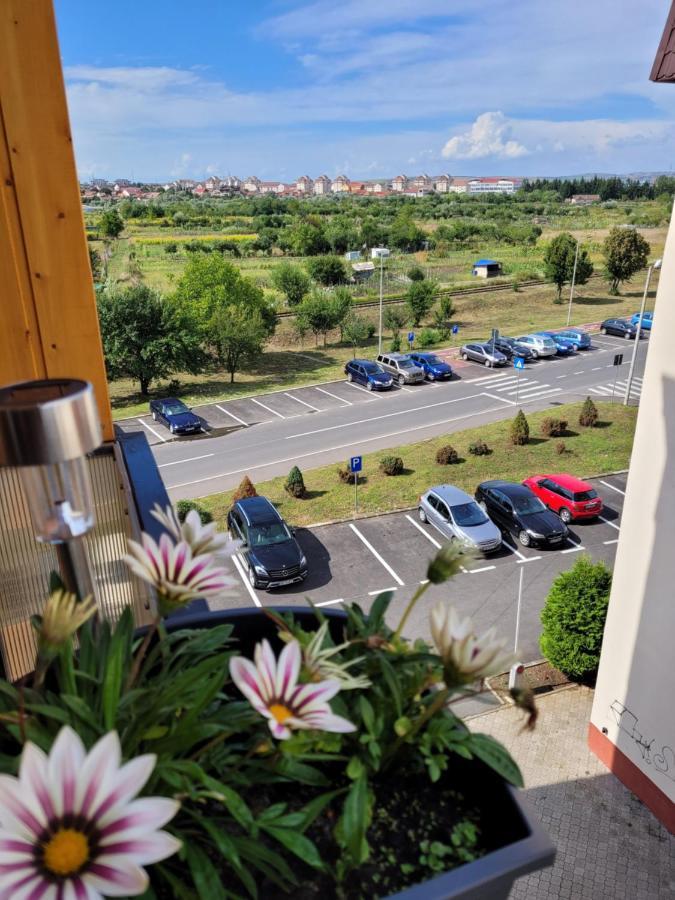 Andi Apartment Sibiu Exterior photo